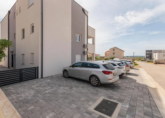 Jasna * פובליאנה